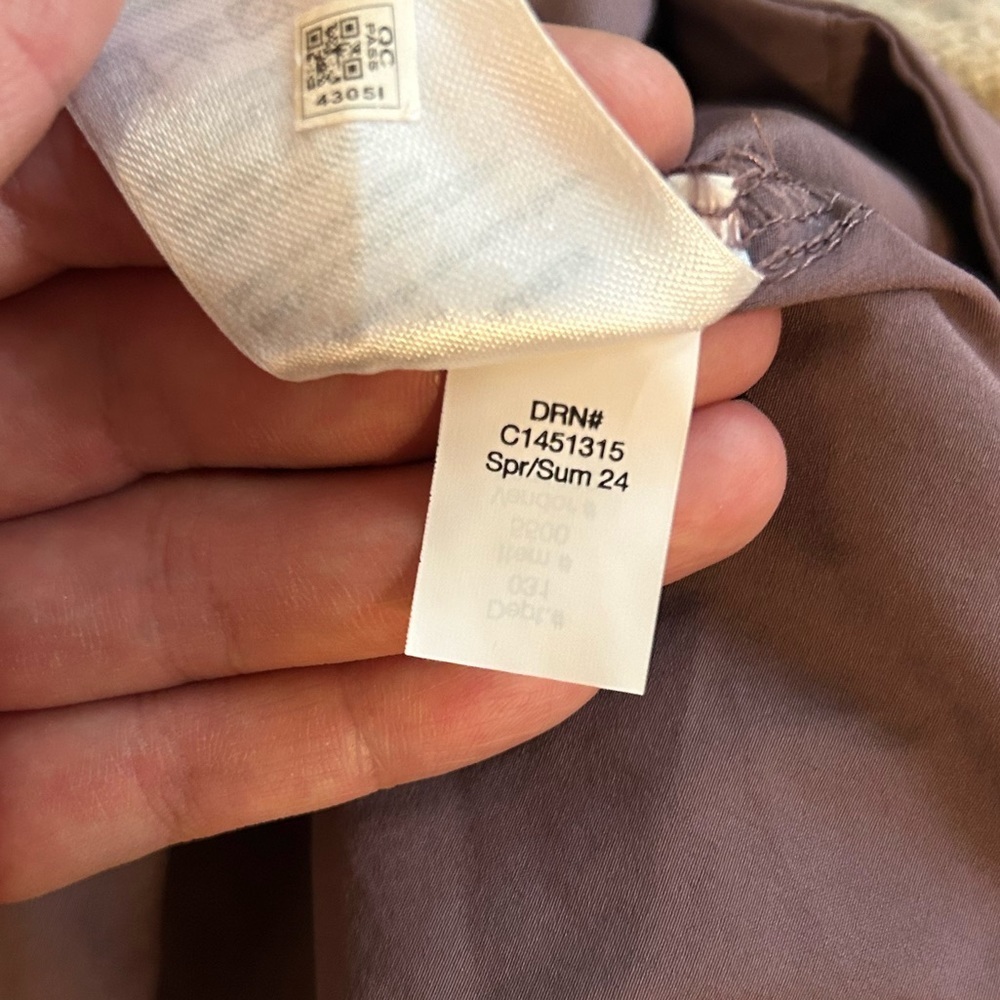 Eddie Bauer Traveler Ankle Pant in Dusty Violet - Picture 6 of 9
